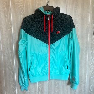 Nike windbreaker